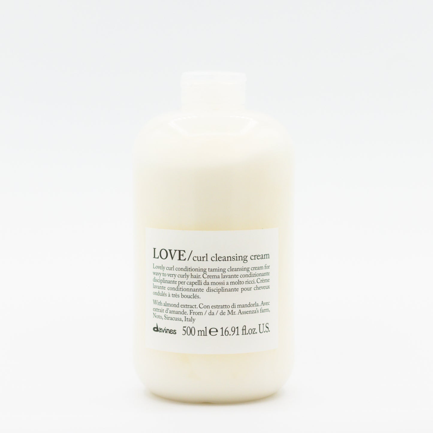 Davines | Essential Haircare | LOVE Curl Cleansing Cream